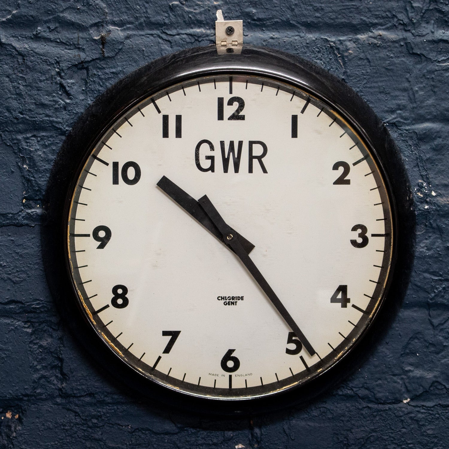 Clocks & Watches