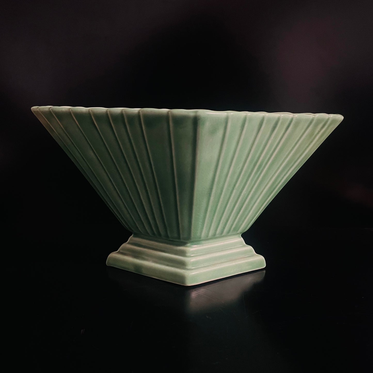 Vintage Art Deco Sylvac Green Pleated Vase