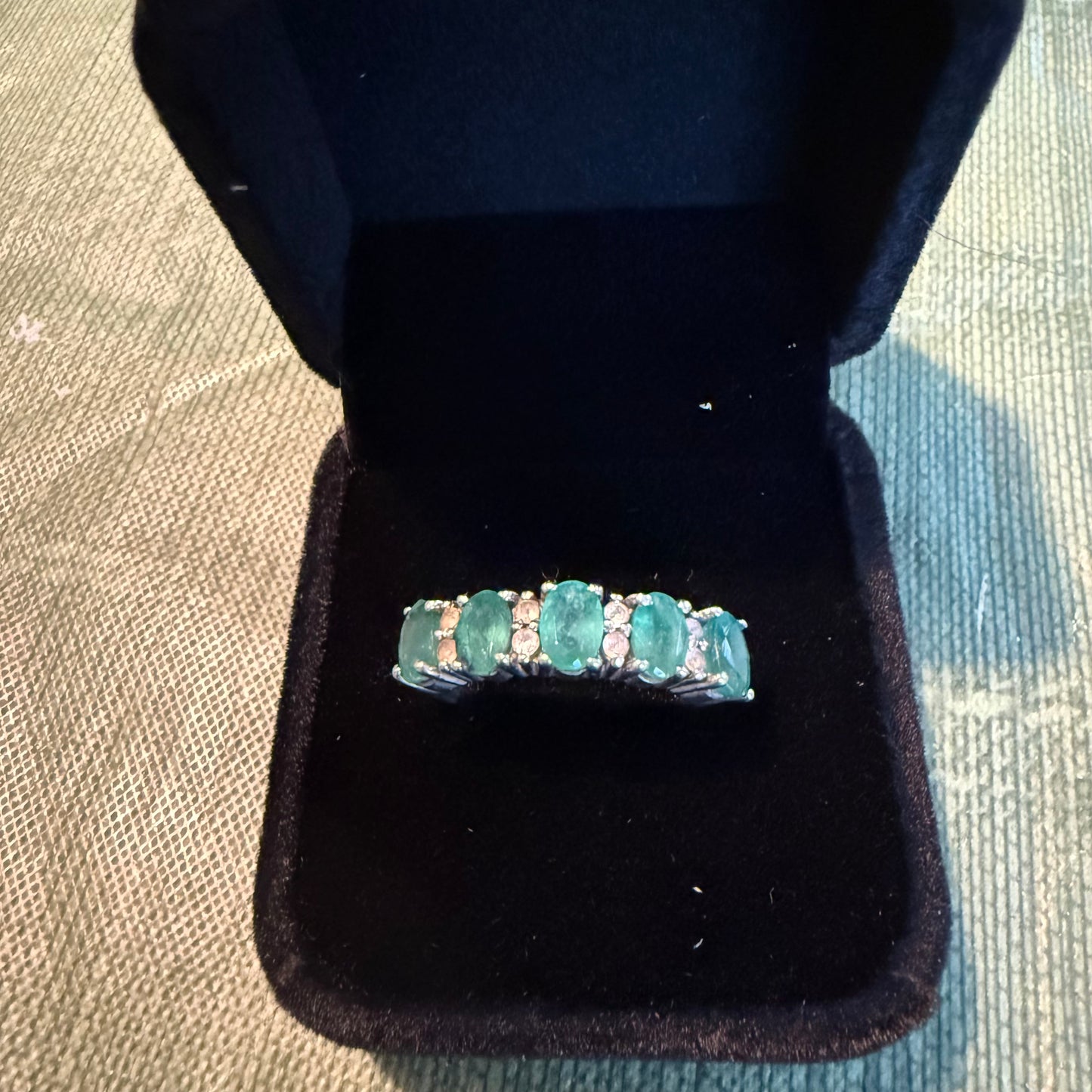 Emerald 925 Women’s Eternity Style Ring Co80-11