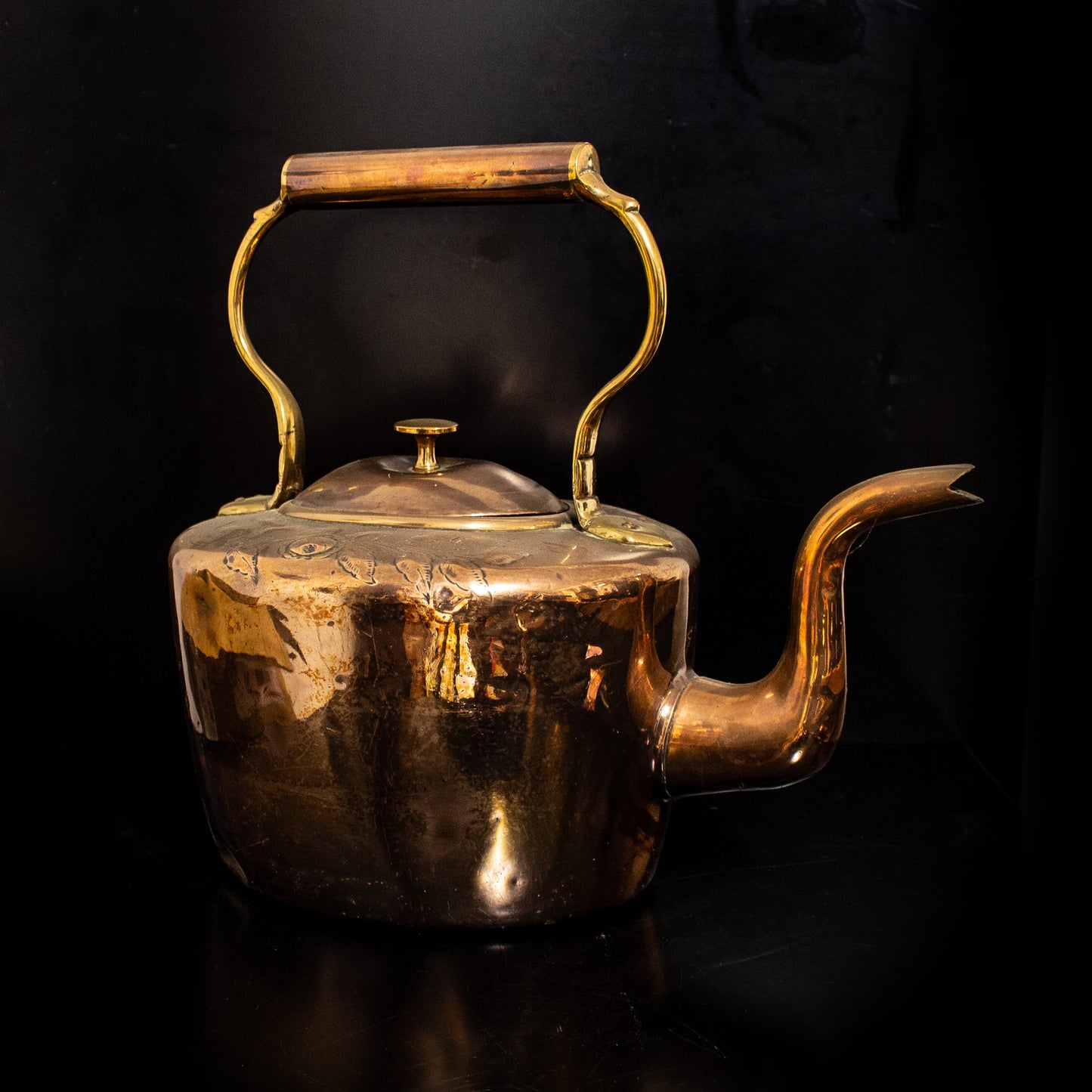 Antique Vintage Copper / Brass Large Engraved Kettle