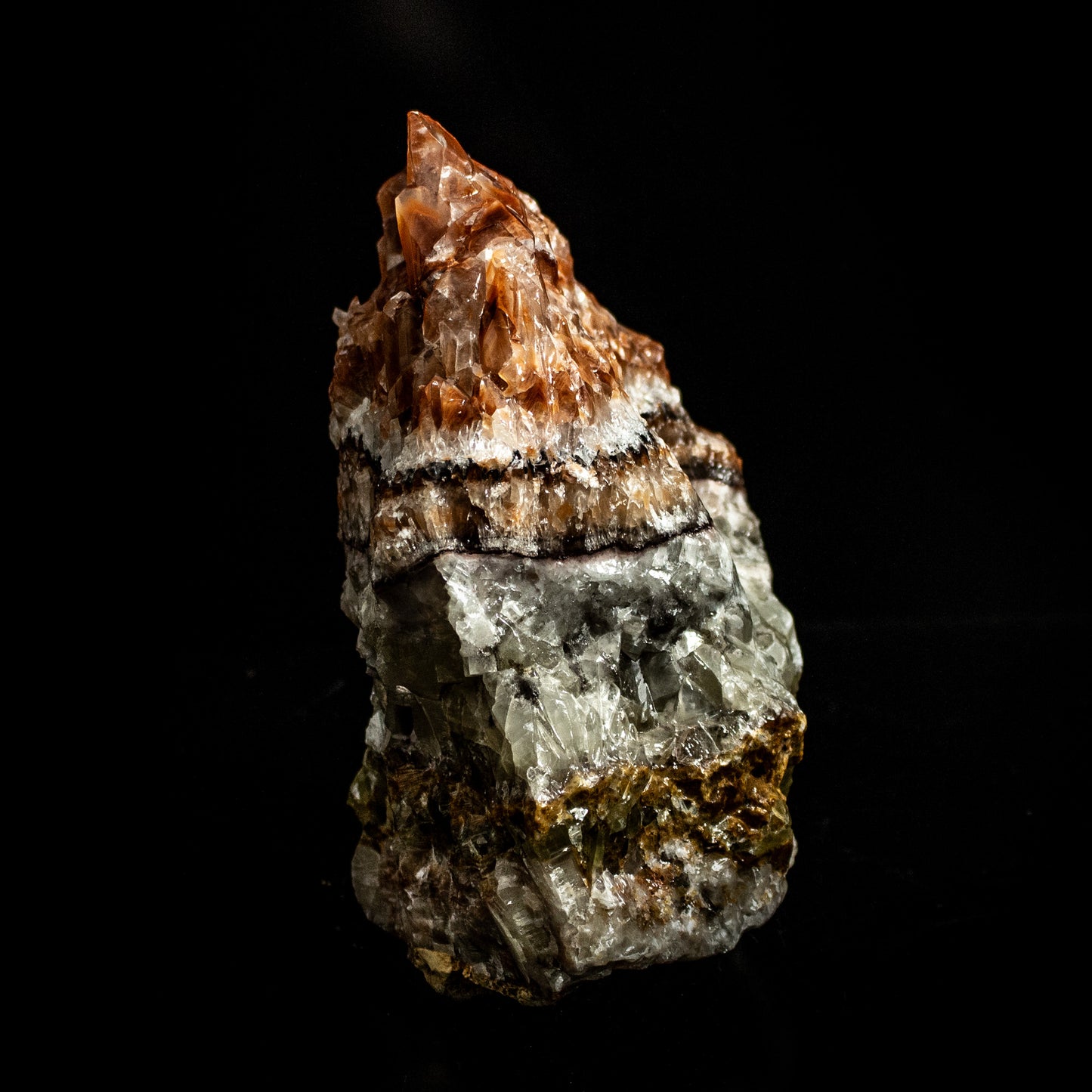 Calcite Red Layered Crystal 2265kg